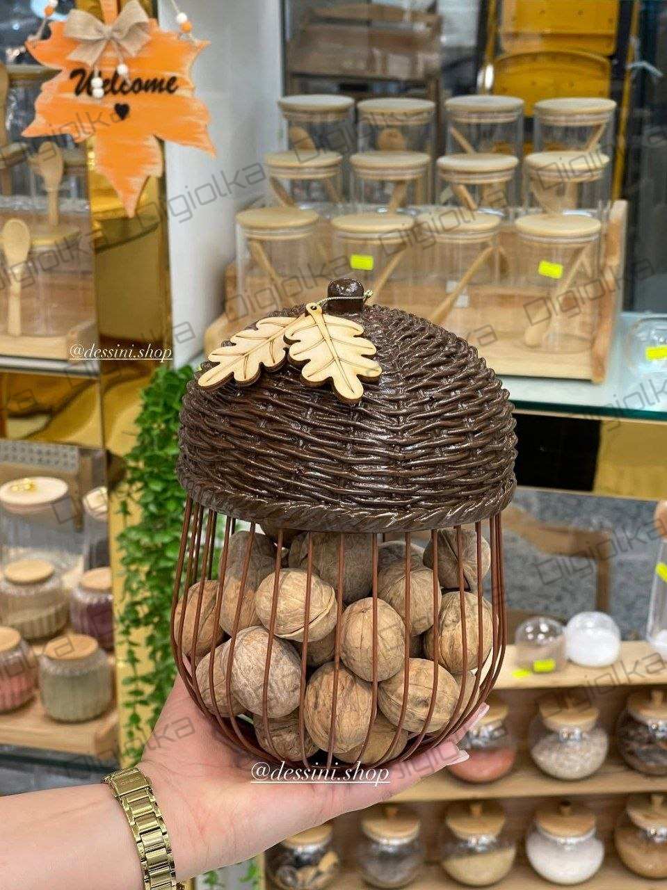 سبد گردو طرح بلوط